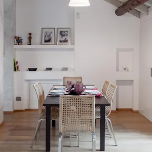Sweet Apartment